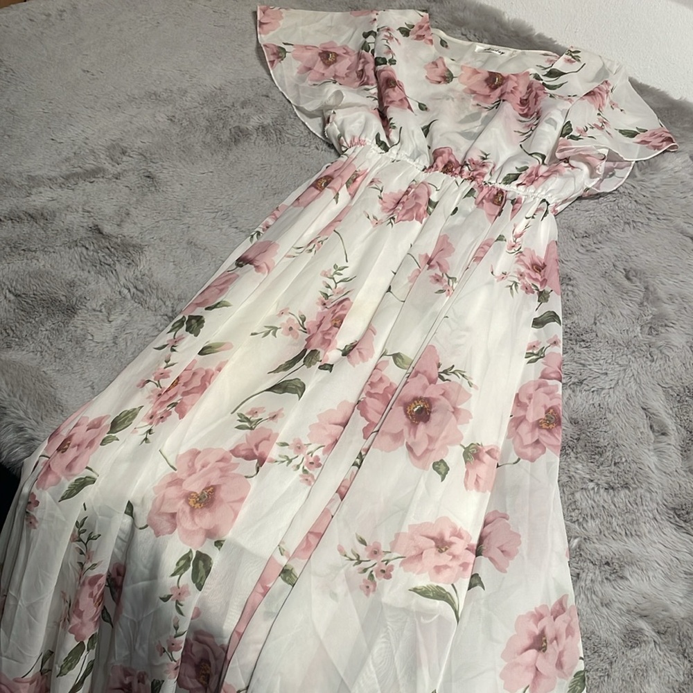 Sunday Pink and White Floral Midi Dress - Picture 2 of 5